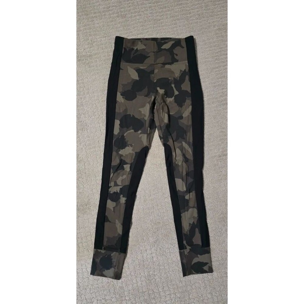 Athleta camo hybrid tights; XS